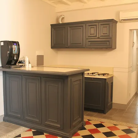 Отель Residenza D'epoca Corte Dei Neri